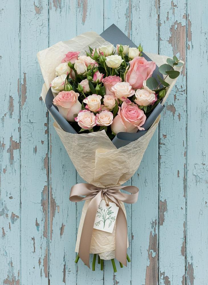 Букет цветов из: Розы в Александровке Воронежской области