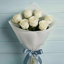 Букет 7 Белых роз Эдлесс Лав в Александровке Воронежской области