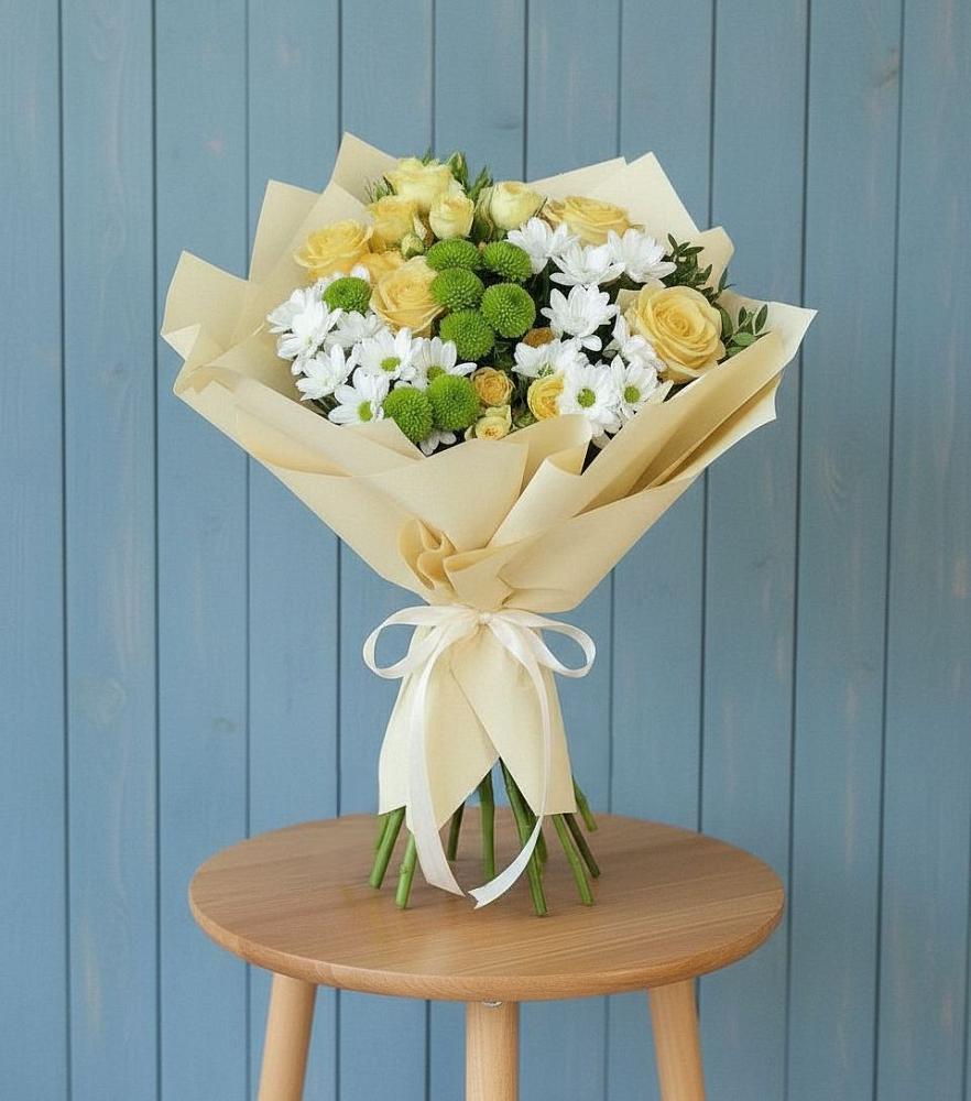 Букет цветов из: Хризантемы и Розы в Александровке Воронежской области