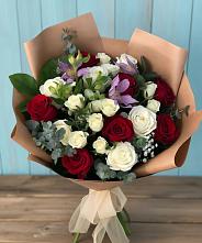 Букет цветов из:  Розы и Альстромерии в Александровке Воронежской области