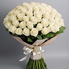 Букет 101 беля роза Белоснежка в Александровке Воронежской области