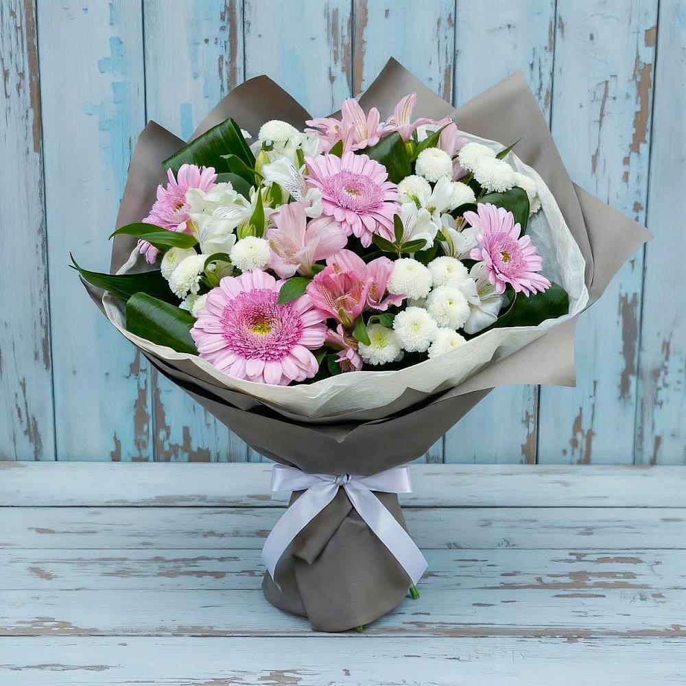 Букет цветов из: Герберы, Альстромерии и Хризантемы в Александровке Воронежской области