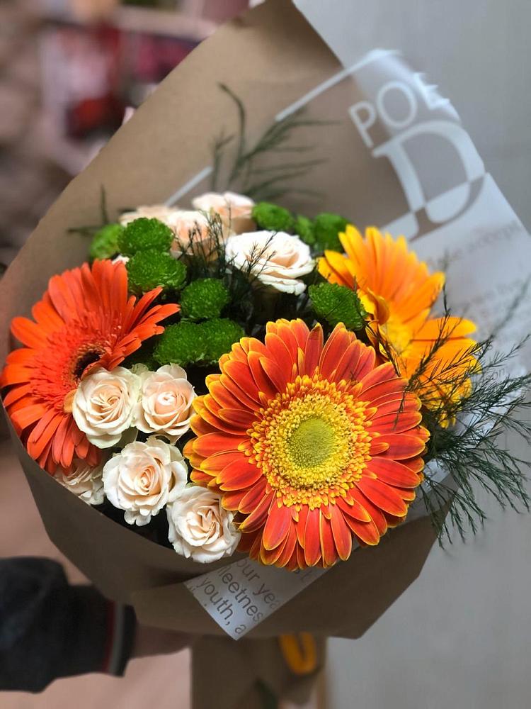 Букет цветов из: Герберы, Хризантемы и Розы в Александровке Воронежской области